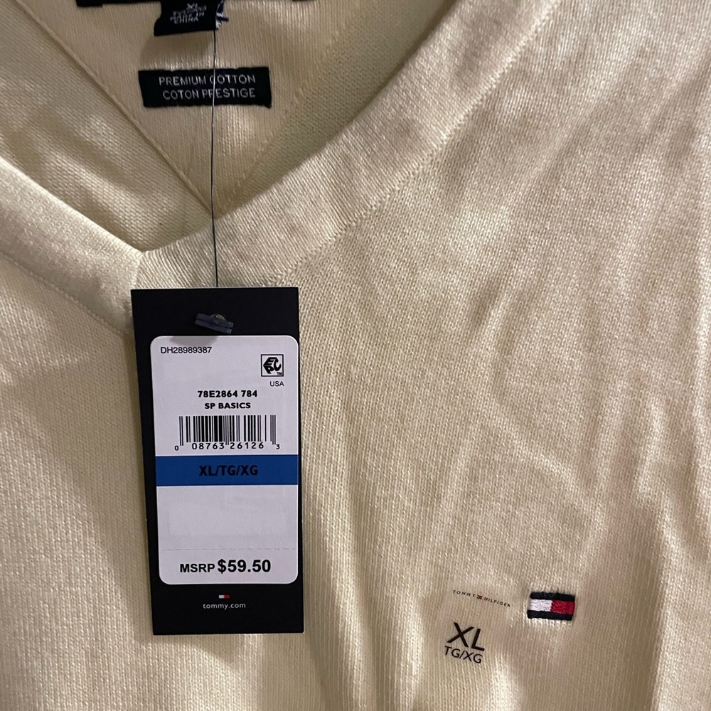 TOMMY HILFIGER MENS YELLOW XL LIGHT V NECK SWEATER NWT